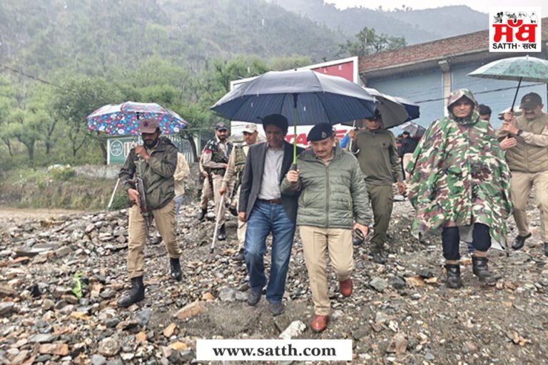 ਜੰਮੂ-ਸ਼੍ਰੀਨਗਰ ਰਾਸ਼ਟਰੀ ਰਾਜਮਾਰਗ ਜ਼ਮੀਨ ਖਿਸਕਣ ਕਾਰਨ ਬੰਦ; 2 ਦਿਨਾਂ ਦੇ ਅੰਦਰ ਇੱਕ ਪਾਸੇ ਆਵਾਜਾਈ ਦੀ ਸੰਭਾਵਨਾ: ਡੀਸੀ ਰਾਮਬਨ