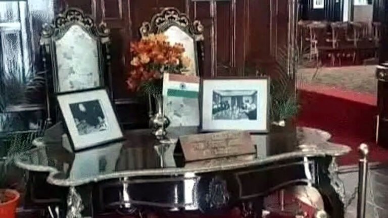 ਸ਼ਿਮਲਾ ਸਮਝੌਤੇ ਵਾਲੀ ਮੇਜ਼ ਤੋਂ ਪਾਕਿਸਤਾਨ ਦਾ ਝੰਡਾ ਹਟਾਇਆ ਗਿਆ