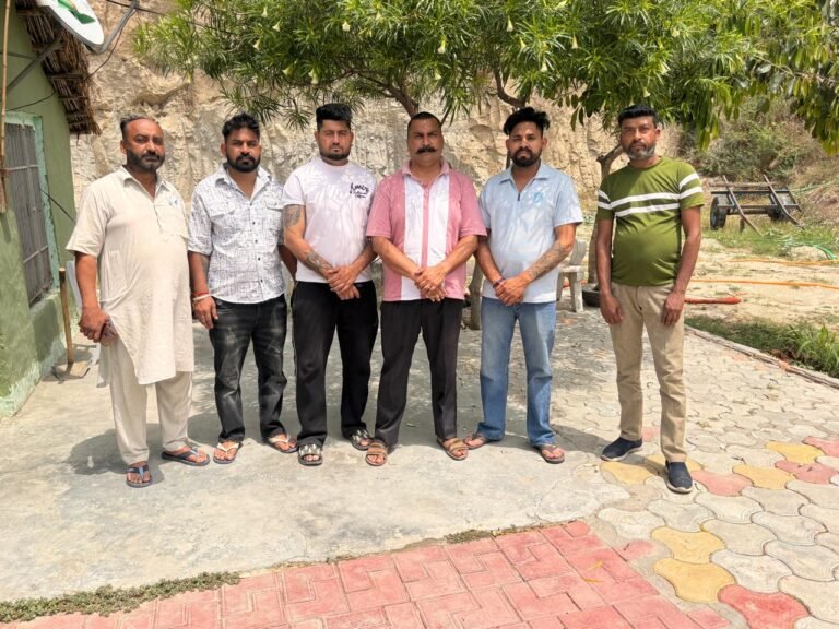 ਸਿੱਖਿਆ ਕਾ੍ਂਤੀ ਦੀ ਪੰਜਾਬੀਆਂ ਨੂੰ ਕੋਈ ਲੋੜ ਨਹੀਂ ,ਜਿਸ ‘ਚ’ ਆਪਣੇ ਹੱਕਾਂ ਦੀ ਰਾਖੀ ਲਈ ਆਪਣੀਆਂ ਪੱਗਾਂ ਲਹਾਉਣੀਆ ਪੈਣ- ਸੁਰਿੰਦਰ ਸ਼ਿੰਦਾ ਪ੍ਰਧਾਨ ਰੈਲਮਾਜਰਾ