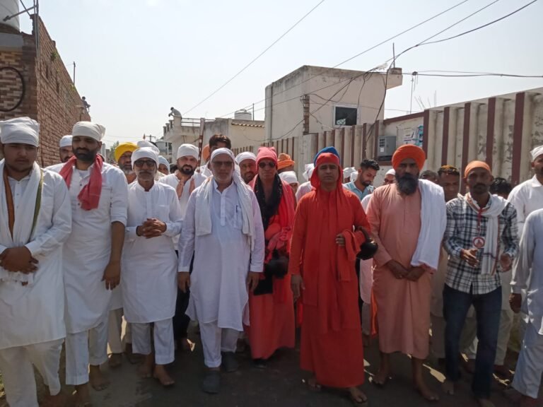 ਸ੍ਰੀ ਸਤਿਲੋਕ ਧਾਮ ਰੱਤੇਵਾਲ ਵਿਖੇ ਵਿਸ਼ਾਲ ਸ਼ੋਭਾ ਯਾਤਰਾ ਸਜਾਈ ਸਤਿਗੁਰੂ ਗੰਗਾ ਨੰਦ ਮਹਾਰਾਜ ਜੀ ਦੇ ਅਵਤਾਰ ਦਿਵਸ ਨੂੰ ਸਮਰਪਿਤ