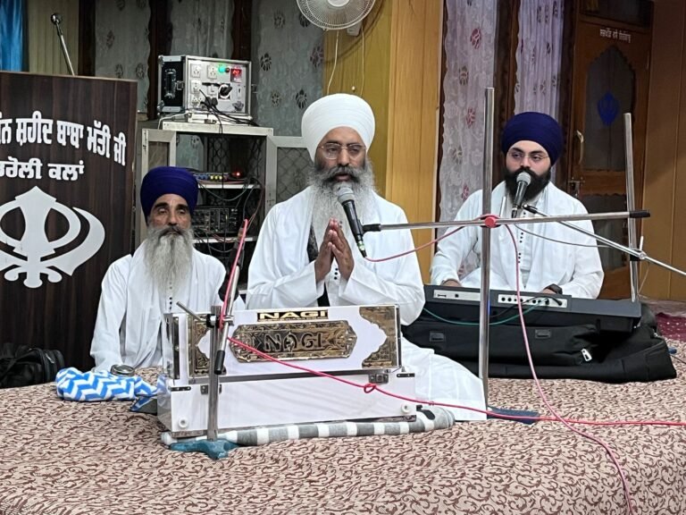 ਸੰਤ ਬਾਬਾ ਦਿਲਾਵਰ ਸਿੰਘ ਬ੍ਰਹਮ ਜੀ ਦੀ ਯਾਦ ਨੂੰ ਸਮਰਪਿਤ ਮਹਾਨ ਕੀਰਤਨ ਦਰਬਾਰ ਕਰਵਾਇਆ ਗਿਆ