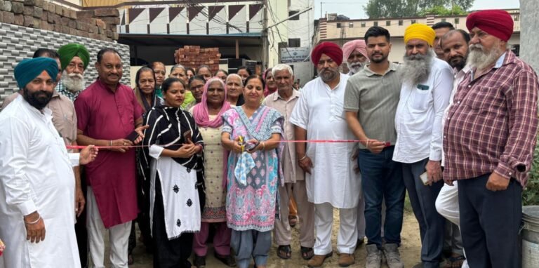 ਆਦਮਪੁਰ ਸ਼ਹਿਰ ਦੇ ਸਰਬਪੱਖੀ ਵਿਕਾਸ ਨੂੰ ਤਰਜੀਹੀ ਤੌਰ ’ਤੇ ਨੇਪਰੇ ਚੜ੍ਹਾਇਆ ਜਾਵੇਗਾ- ਦਰਸ਼ਨ ਸਿੰਘ ਕਰਵਲ, ਭੁਪਿੰਦਰ ਸਿੰਘ ਭਿੰਦਾ, ਰਾਜਿੰਦਰ ਕੌਰ