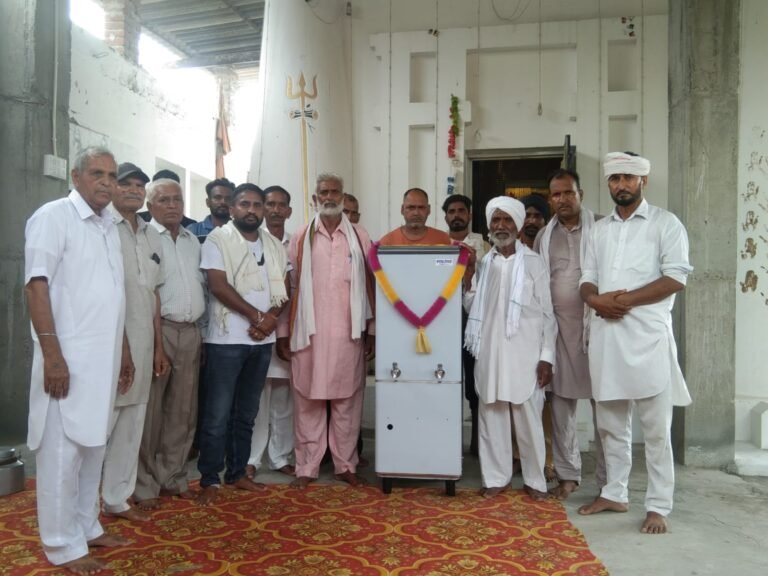 ਪਿੰਡ ਜੀਉਵਾਲ-ਬੱਛੂਆਂ ਦੇ ਧਾਰਮਿਕ ਸਥਾਨ ਗੁੱਗਾ ਮੈੜੀ ਨੂੰ ਦਾਨੀ ਸੱਜਣਾਂ ਨੇ ਵਾਟਰ ਕੂਲਰ ਤੇ ਪੱਖੇ ਕੀਤੇ ਦਾਨ