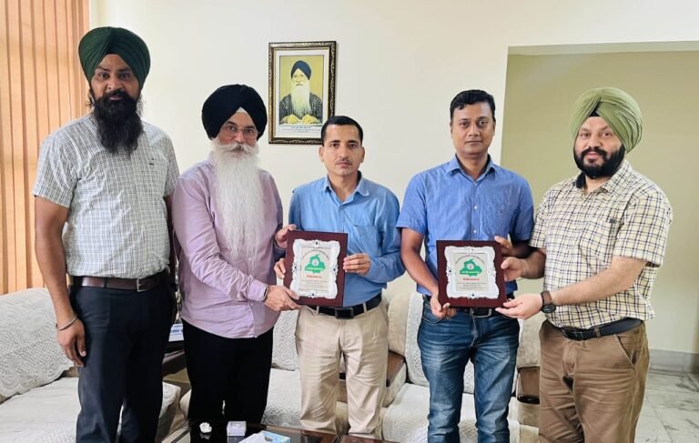 ਈ.ਪੀ.ਐੱਫ. ਵਿਭਾਗ ਵੱਲੋਂ ਗੁਰੂ ਨਾਨਕ ਮਿਸ਼ਨ ਹਸਪਤਾਲ ਢਾਹਾਂ ਕਲੇਰਾਂ ਦੇ ਕਰਮਚਾਰੀਆਂ ਲਈ ਈ.ਪੀ.ਐੱਫ ਜਾਗਰੂਕਤਾ ਸੈਮੀਨਾਰ ਲਗਾਇਆ