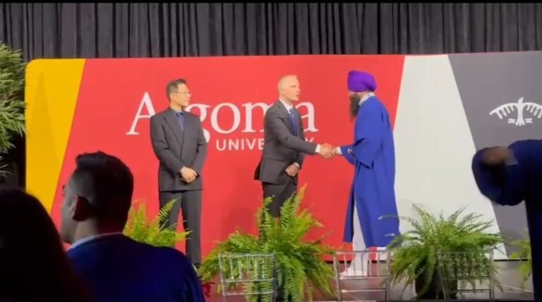 ਹਰਮਨਜੋਤ ਸਿੰਘ ਕਲੇਰ ਨੇ ਕਨੈਡਾ ‘ਚ’ ਪ੍ਰੋਜੈਕਟ ਮੈਨੇਜਮੇੰਟ ਵਿੱਚ ਗ੍ਰੇਜੂਏਟ ਸਰਟੀਫਿਕੇਟ ਪ੍ਰਾਪਤ ਕੀਤਾ