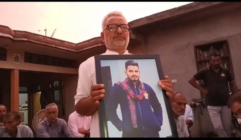 2 ਮਹਿਲਾਵਾਂ ਦੇ ਵੱਲੋਂ ਬਲੈਕਮੇਲ ਕਰਨ ਤੇ ਨੌਜਵਾਨ ਨੇ ਫਾਹਾ ਲੈ ਕੇ ਜੀਵਨ ਲੀਲਾ ਕੀਤੀ ਸਮਾਪਤ