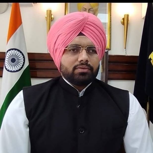 ਜਿਲ੍ਹਾ ਪ੍ਰਬੰਧਕੀ ਕੰਪਲੈਕਸ ਵਿਖੇ ਸੇਵਾ ਕੇਂਦਰ ਸਵੇਰੇ 8:00 ਵਜੇ ਤੋਂ ਸ਼ਾਮ 08:00 ਵਜੇ ਤੱਕ ਖੁੱਲਾ ਰਹੇਗਾ : ਡਿਪਟੀ ਕਮਿਸ਼ਨਰ