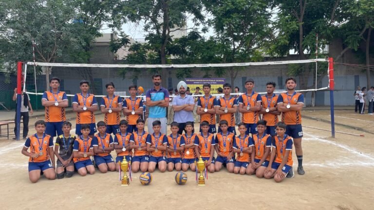 ਦ ਨੋਰਵੁੱਡ ਸਕੂਲ ਦੇ ਲੜਕਿਆਂ ਨੇ ਅੰਡਰ 14 ਅਤੇ ਅੰਡਰ 17 ਬਾਲੀਵਾਲ ਟੀਮ ਨੇ ਸੀਬੀਐਸਈ ਕਲੱਸਟਰ ਵਾਲੀਵਾਲ  ਟੂਰਨਾਮੈਟ ਵਿੱਚ ਹਾਸਿਲ ਕੀਤਾ ਦੂਸਰਾ ਸਥਾਨ