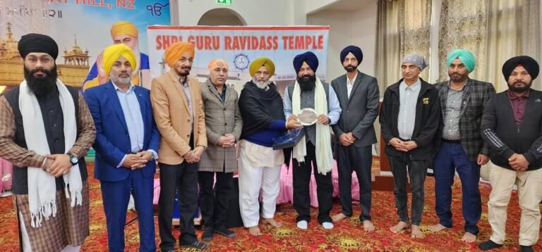 ਜਸਵੀਰ ਸਿੰਘ ਗੜ੍ਹੀ ਵੱਲੋਂ ਡਾ. ਅੰਬੇਦਕਰ ਲਾਇਬੇ੍ਰਰੀ ਬੰਬੇ ਹਿੱਲ ਦਾ ਦੌਰਾ