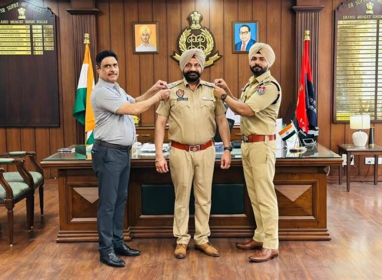 ਬਿਕਰਮਜੀਤ ਸਿੰਘ ਰੋੜੀ ਪਦਉੱਨਤ ਹੋ ਕੇ ਬਣੇ ਸਬ ਇੰਸਪੈਕਟਰ, ਐਸਐਸਪੀ ਨਵਾਂਸ਼ਹਿਰ ਨੇ ਲਾਏ ਸਟਾਰ