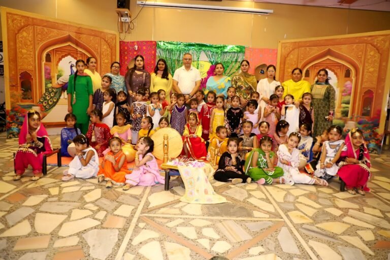 ਕਿਰਪਾਲ ਸਾਗਰ ਅਕੈਡਮੀ ‘ਚ ਤੀਜ ਦਾ ਤਿਉਹਾਰ ਧੂਮਧਾਮ ਨਾਲ ਮਨਾਇਆ ਗਿਆ