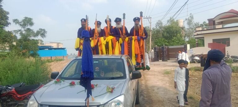 ਗੁ. ਪੰਜ ਤੀਰਥ ਸਾਹਿਬ ਵਿਖੇ ਨਗਰ ਕੀਰਤਨ ਸਜਾਇਆ ਗਿਆ, ਕੀਰਤਨ ਦਰਬਾਰ ਕੱਲ੍ਹ