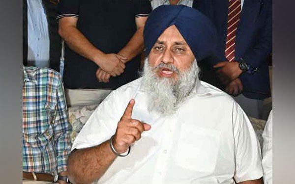 ਪੰਜਾਬ ਲੈਂਡ ਪੂਲਿੰਗ ਨੀਤੀ ‘ਤੇ ਸ਼੍ਰੋਮਣੀ ਅਕਾਲੀ ਦਲ ਦੀ ਹੰਗਾਮੀ ਮੀਟਿੰਗ