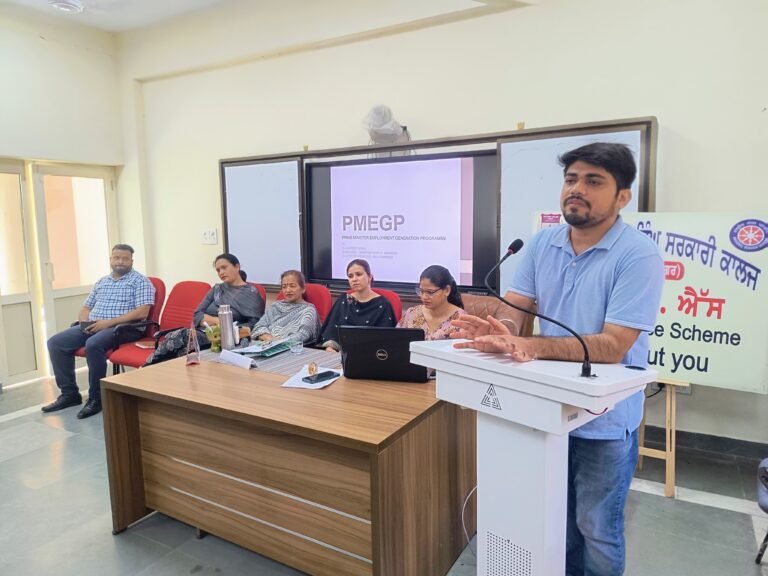 ਨੌਜਵਾਨਾਂ ਨੂੰ ਸਰਕਾਰ ਦੀਆਂ ਫਲੈਗਸ਼ਿਪ ਸਕੀਮਾਂ ਦੀ ਜਾਣਕਾਰੀ ਲਈ ਵਿਸ਼ੇਸ਼ ਵਰਕਸ਼ਾਪ ਆਯੋਜਿਤ