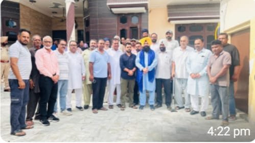 ਐਸ ਸੀ ਕਮਿਸ਼ਨ ਪੰਜਾਬ ਦੇ ਚੇਅਰਮੈਨ ਜਸਵੀਰ ਸਿੰਘ ਗੜ੍ਹੀ ਵਲੋਂ ਟੌਂਸਾ ਪਿੰਡ ਦਾ ਦੌਰਾ ਕੀਤਾ ਗਿਆ