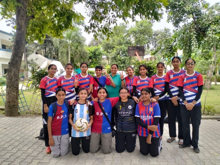 ਬਲਾਚੌਰ ਪਬਲਿਕ ਸਕੂਲ ਦੇ ਵਿਦਿਆਰਥੀਆਂ ਵਲੋਂ ਬਲਾਕ ਪੱਧਰੀ ਖੇਡਾਂ ਵਿੱਚ ਕੀਤਾ ਸ਼ਾਨਦਾਰ ਪ੍ਰਦਰਸ਼ਨ