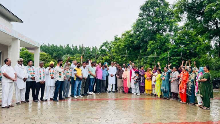 ਅਜੇ ਮੰਗੂਪੁਰ ਜ਼ਿਲ੍ਹਾ ਪ੍ਰਧਾਨ ਦੀ ਅਗਵਾਈ ਹੇਠ ਹਲਕਾ ਬਲਾਚੌਰ ਵਿਖੇ ਮਿਲੀ ਕਾਂਗਰਸ ਪਾਰਟੀ ਨੂੰ ਵਧੇਰੇ ਮਜਬੂਤੀ