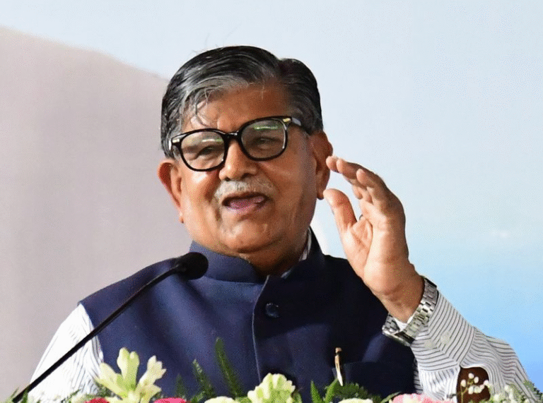 ਰਾਜਪਾਲ ਕਟਾਰੀਆ ਅੱਜ ਪੰਜਾਬ ਦੌਰੇ ‘ਤੇ: ਪਟਿਆਲਾ ਵਿੱਚ ਅਧਿਕਾਰੀਆਂ ਨਾਲ ਕਰਨਗੇ ਮੀਟਿੰਗ