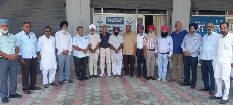 ਹੜ੍ਹ ਪੀੜਤਾਂ ਦੀ ਮੱਦਦ ਲਈ ਸੇਵਾਮੁਕਤ ਕਾਨੂੰਗੋ/ਪਟਵਾਰ ਯੂਨੀਅਨ ਅੱਗੇ ਆਵੇਗੀ …. ਪ੍ਰਧਾਨ ਭਨੂੰ