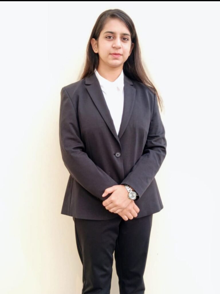 ਬੇਟੀ ਆਇਸ਼ਾ ਕਪੂਰ ਨੇ ਵਧਾਇਆ ਮਲੇਰਕੋਟਲੇ ਦਾ ਮਾਣ, ਬੀ.ਏ ਐਲ.ਐਲ.ਬੀ ਚੌਥੇ ਸਮੈਸਟਰ ਵਿੱਚੋਂ ਪ੍ਰਾਪਤ ਕੀਤੇ 80% ਅੰਕ