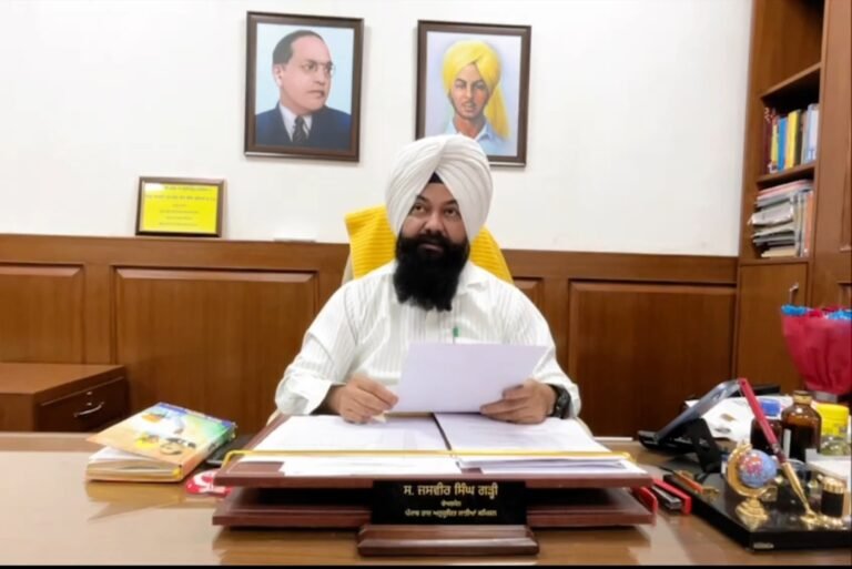 ਦਲਿਤ ਨੋਜਵਾਨ ਦੀ ਲਾਸ਼ ਨਾ ਰੱਖਣ ਦੇ ਮਾਮਲੇ ‘ਤੇ ਐਸ.ਸੀ ਕਮਿਸ਼ਨ ਸਖ਼ਤ – ਡੀ.ਸੀ. ਰੂਪਨਗਰ ਤੋਂ ਤੁਰੰਤ ਰਿਪੋਰਟ ਤਲਬ