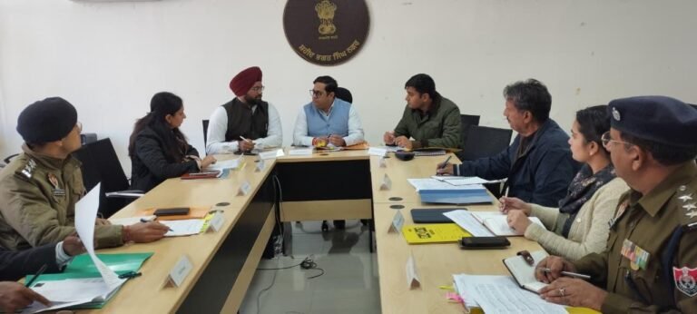 ਜਿਲ੍ਹਾ ਪ੍ਰੀਸ਼ਦ ਤੇ ਬਲਾਕ ਸੰਮਤੀ ਚੋਣਾਂ, ਚੋਣ ਅਬਜਰਵਰ ਨੇ ਲਿਆ ਤਿਆਰੀਆਂ ਅਤੇ ਪ੍ਰਬੰਧਾਂ ਦਾ ਜਾਇਜ਼ਾ 