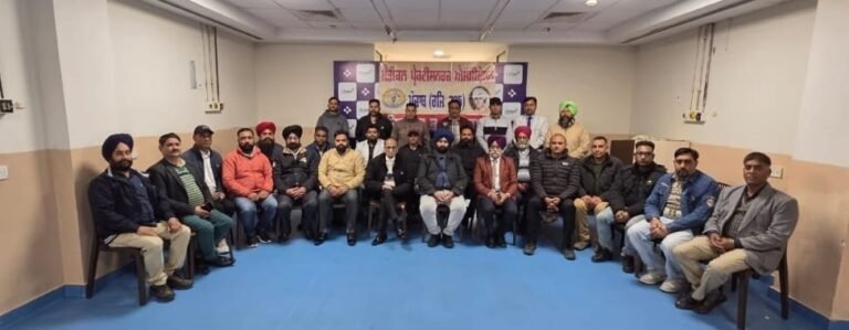 ਮੈਡੀਕਲ ਪ੍ਰੈਕਟੀਸ਼ਨਰ ਐਸੋਸੀਏਸ਼ਨ (ਰਜਿ. 295) ਵੱਲੋਂ ਸਾਹਿਬਜ਼ਾਦਿਆਂ ਨੂੰ ਸ਼ਰਧਾਂਜਲੀ ਭੇਂਟ; ਚੁਣੇ ਗਏ ਬਲਾਕ ਸੰਮਤੀ ਮੈਂਬਰਾਂ ਦਾ ਸਨਮਾਨ